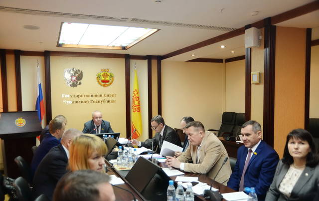 15 ноября состоялось заседание Комитета Государственного Совета Чувашской Республики по социальной политике и национальным вопросам