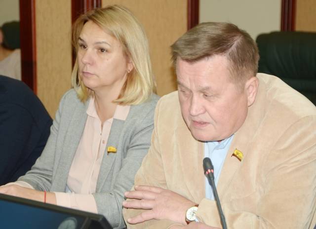 Директор института Петр Краснов принял участие в заседании Комитета по социальной политике и национальным вопросам Госсовета республики