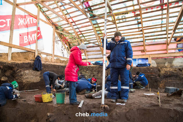 cheb.media: В Чебоксарах при реконструкции Красной площади строители случайно обнаружили древнее захоронение