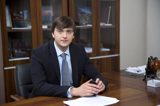 Министром просвещения Российской Федерации назначен С.С. Кравцов, ранее занимавший пост руководителя Рособрнадзора