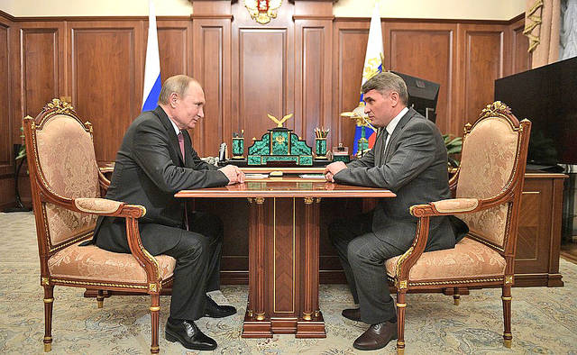 Временно исполняющим обязанности Главы Чувашии назначен Олег Николаев // Советская Чувашия. 2020. 30 января.