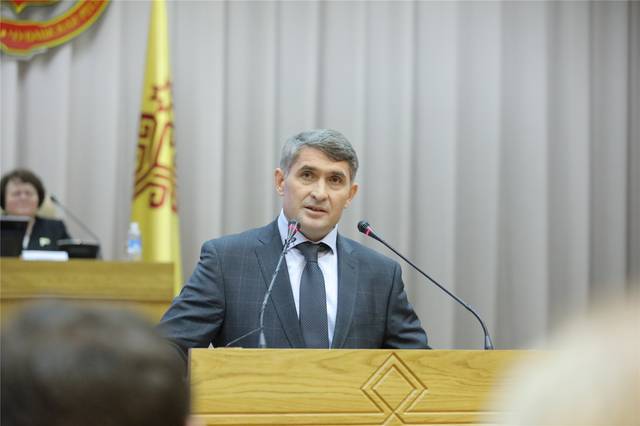 Республика Пуҫлӑхӗн тивĕҫĕсене вăхăтлăх пурнăҫлакан О.А.Николаев финанс министрӗн тивӗҫӗсене пурнӑҫлама М.Г.Ноздрякова ҫирĕплетнĕ