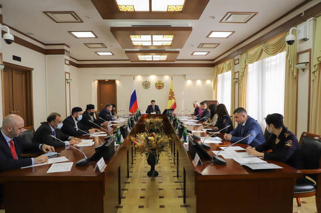Состоялось заседание Совета по межнациональным и межконфессиональным отношениям в Чувашской Республике
