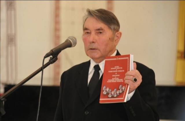 Алексей Трофимов академикран илнӗ юлашки интервью [Людмила Сачкова калаçнă] // Сувар. - 2020. - Юпа, 11.