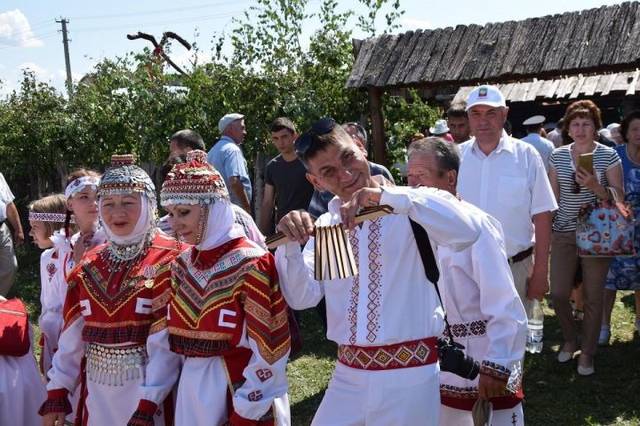 НИКИФОРОВ Геронтий. Мӗн вăл чăвашлăх? // Сувар. - 2020. - Чÿк, 21.
