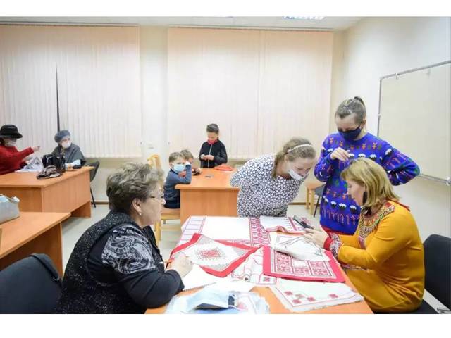 26 ноября в Национальной библиотеке Чувашской Республики отметили День чувашской вышивки