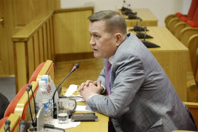 Директор ЧГИГН Петр Краснов принял участие в работе второго этапа очередной сорок шестой сессии Госсовета Чувашской Республики
