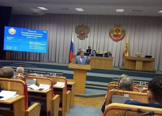 Петр Краснов принял участие в работе второго этапа очередной сорок девятой сессии Государственного Совета Чувашской Республики