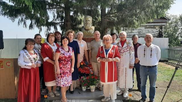 Делегация из Чувашии приняла участие в праздновании 140-летия со дня рождения первого народного поэта Чувашии Николая Шелеби в Татарстане