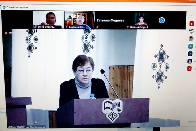 В.Г. Харитонова, Н.С.Мясников, Н.Б.Смирнова и Е.В.Федотова - участники конференции «Регионы России в военной истории страны»