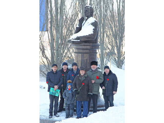 ПАМЯТЬ ОБ АКАДЕМИКЕ  В.В. НИКОЛАЕВЕ ЖИВА!