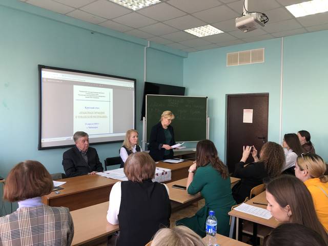 Месяц больших событий: как провели апрель сотрудники секции языкознания ЧГИГН