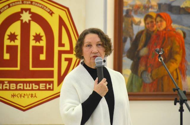 В Чувашском художественном музее открылась выставка народного художника Чувашии Станислава Юхтара