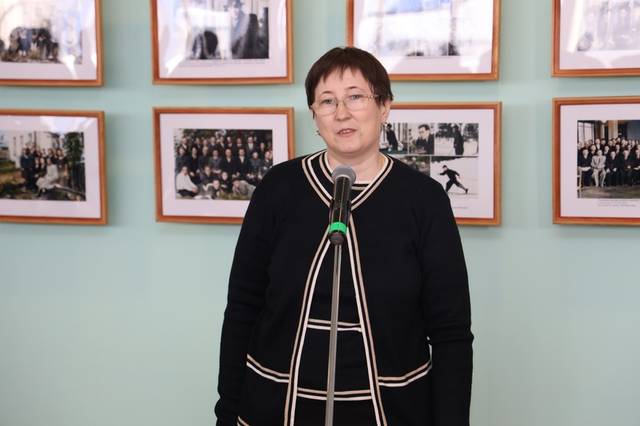 Наталья Смирнова приняла участие в открытии фотовыставки, посвященной 105-летию со дня рождения историка и архивиста В.Л. Кузьмина