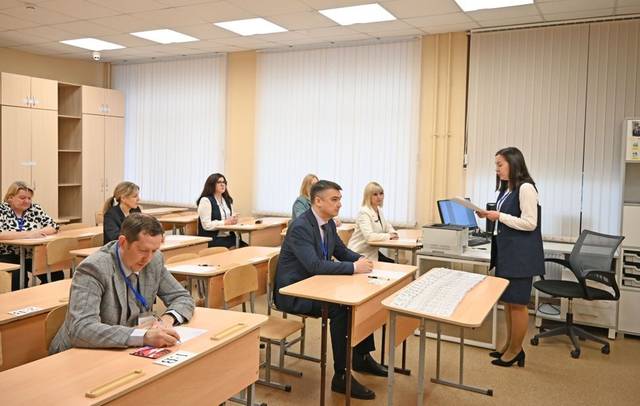 Ирина Кириллова приняла участие во всероссийской акции «Сдаем вместе. День сдачи ЕГЭ родителями»